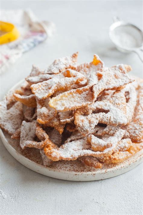 Chrusciki recipe (Faworki or Polish angel wings) - video - Everyday ...