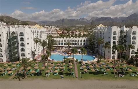 6 Hoteles en Nerja en Primera Línea de Playa