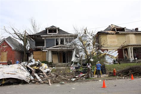 6 Insights — And Some Myth Busting — After Tennessee’s Tornadoes | WPLN ...