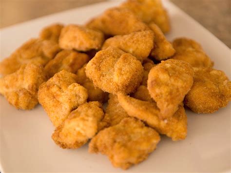 Homemade Chicken Nuggets | Recipe | Homemade chicken nuggets, Food ...