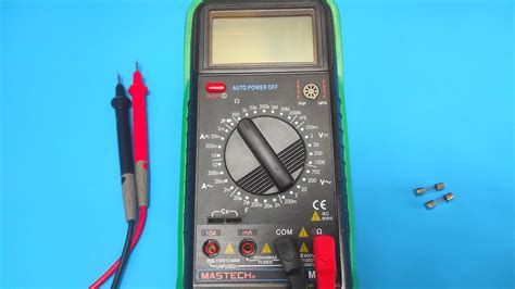 How To Test A Fuse With A Multimeter (STEP-BY-STEP)