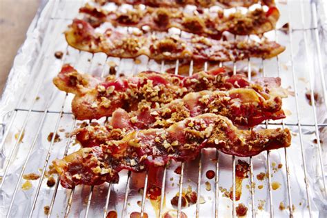 Sweet Pig! 3-Ingredient Praline Bacon Recipe - Food Republic