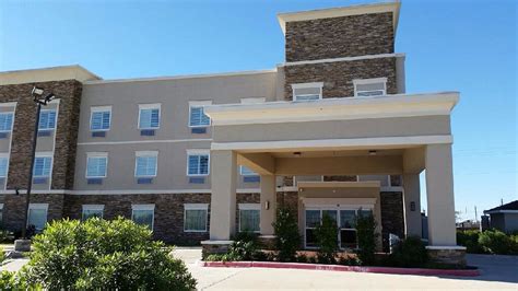 QUALITY INN & SUITES VICTORIA EAST - Prices & Hotel Reviews (TX)