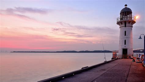 Lighthouse at Raffles Marina | Raffles Marina, Singapore. Ta… | Flickr