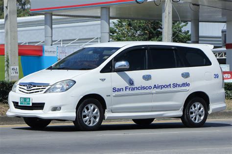 Airport Shuttle Transportation in San Francisco | LoveToKnow