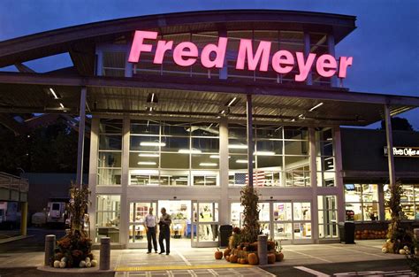 Want cash back at Fred Meyer? It’s now going to cost you - oregonlive.com