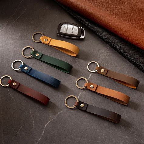 7-Colors-Retro-Keychain-Accessories-Fashion-Short-Leather-Car-Keychains ...