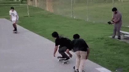 Skateboard Trick GIF - Skateboard Trick Cool GIFs | Say more with Tenor