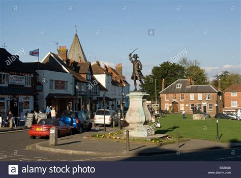 Westerham village kent england uk hi-res stock photography and images ...