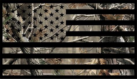 CAMOUFLAGE AMERICAN FLAG DECAL / STICKER 02