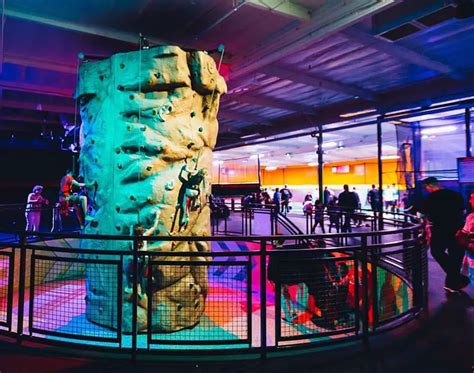 Rockin' Jump Trampoline Park - Orange County, CA | Action Park Source