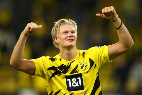 Erling Haaland wins the 2020 Golden Boy award