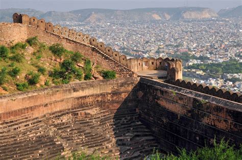 Nahargarh Fort in Jaipur, India Photos & Travel Guide | The HoliDaze