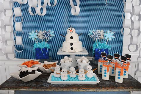 Frozen-Inspired Snowman Birthday Party Ideas | POPSUGAR Moms