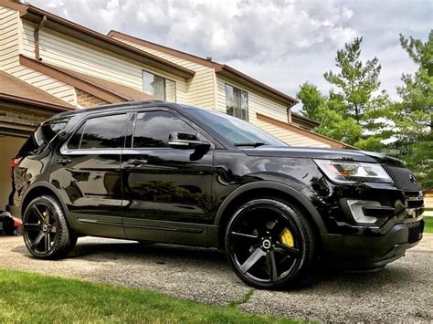 2016 Ford Explorer Sport Black Rims