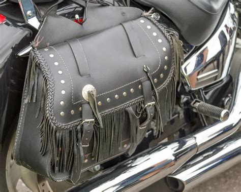 Leather Saddlebags - Guide to Sizes, Materials, and Options