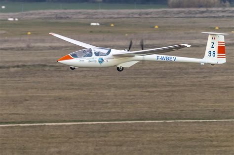 Le projet de planeur électrique autonome EUROGLIDER, porté par l’AEDEVV ...