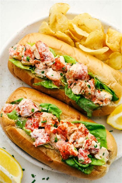 Easy Lobster Roll | therecipecritic