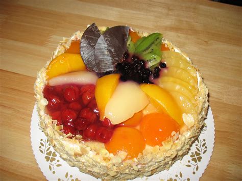 California fruit torte | Delicious, Food, Baking