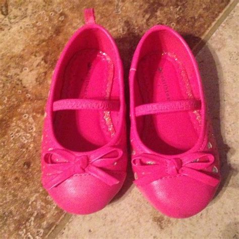 Pink toddler dress shoes Only worn once. Cute size 4 toddler dress ...