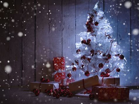 Christmas Tree Wallpaper Hd