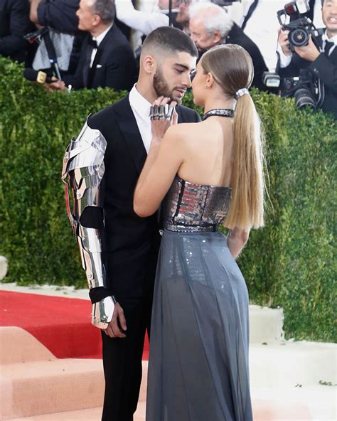 Gigi Hadid and Zayn Malik affectionate at the 2016 MET Gala|Lainey ...