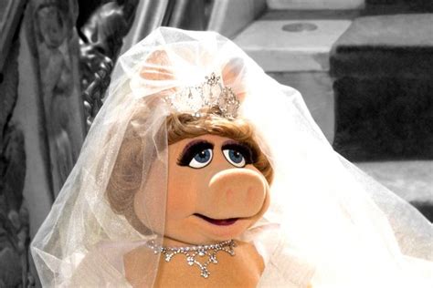 Miss Piggy & Wedding Dress - Vivienne Westwood wedding dresses ...