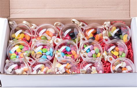 CHRISTMAS SWEET BAUBLES BOX OF 15 £38.00 plus VAT (£45.60) - POPKAKERY