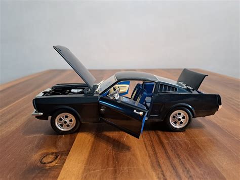 Revell - 1:18 - Ford Mustang - Catawiki