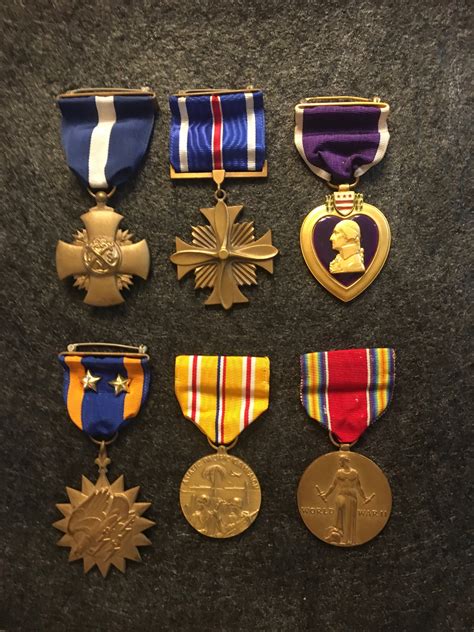 WWII Hero’s Medals Given to Hospice Store – Clemson Alumni Association