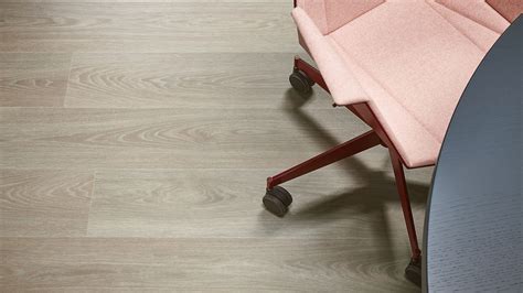 Eternal Wood vinyl sheet | Forbo Flooring Systems