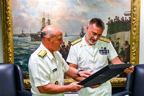 CNO, Chief of Italian Navy Meet and Discuss Regional Security > United ...