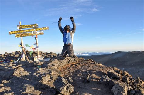 4 Days Kilimanjaro Hike and Serengeti Safari | Tanzania Safaris Tours