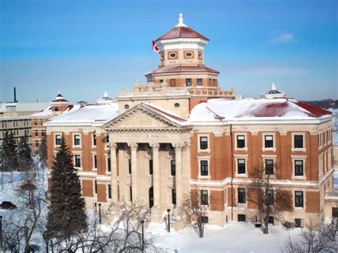 The University of Manitoba: Your Path to Affordable Education and ...