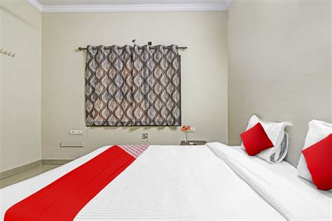 Hotels Near Madhapur, Hyderabad from ₹329