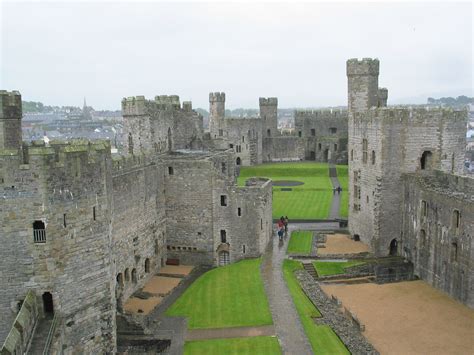 caernarfon-castle-4