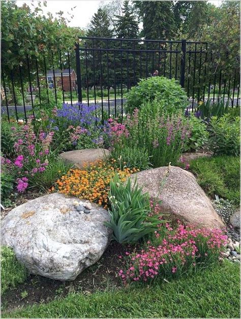 Rock Landscaping Ideas For Your Front Yard – HOMYRACKS