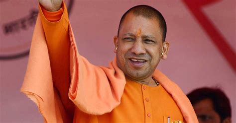 Yogi Adityanath likens SP chief Akhilesh Yadav to Aurangzeb, claims he ...