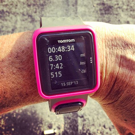 Review: TomTom Runner watch - lunges and lycra