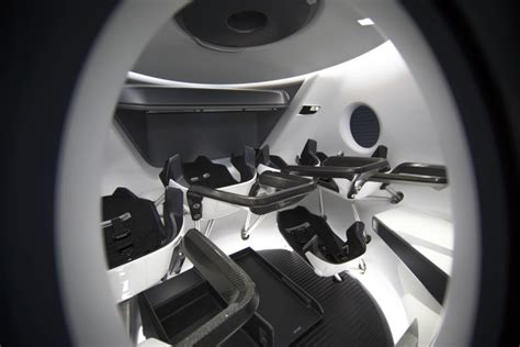 Science Imitates Science Fiction in SpaceX's Futuristic Dragon Capsule