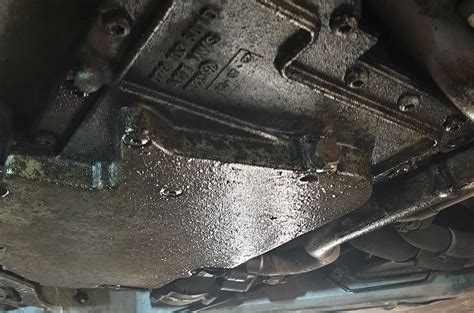 Oil Pan Gasket 🏎️ Why Is It Leaking And How Much To Fix It?