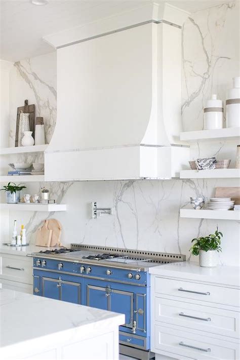 Marble Slab Backsplash / Spotlight On Kitchen Backsplash Trends ...