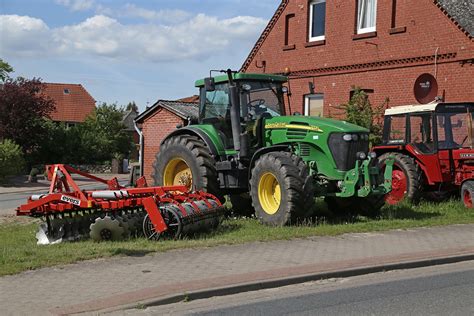 John Deere 7720: Specs, Engine, Transmission, Dimensions