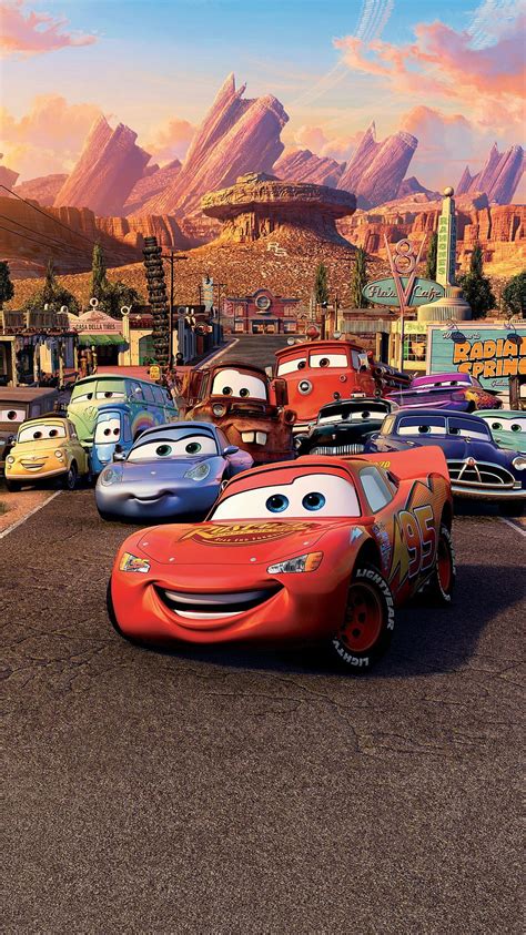 Coches (2006) Teléfono. Cinemanía. Cars cartoon disney, Disney cars ...