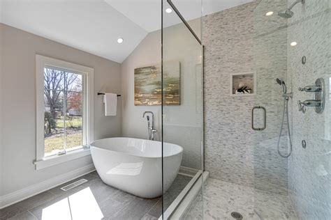 Shower, Tub, or Both? The Great Bathroom Renovation Debate