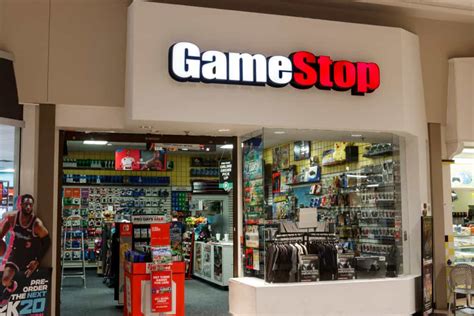 Is GameStop Going Out Of Business? (10 Things To Know)