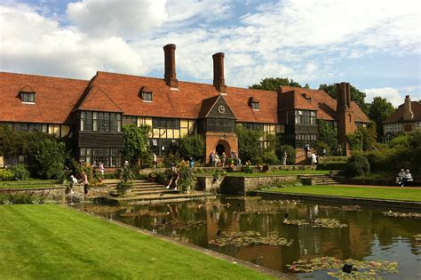 10 Best Things to Do in Surrey - Escape London on a Road Trip to Surrey ...