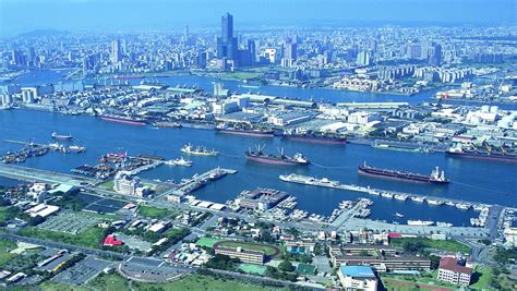 Van Oord contracted for extension container terminal Kaohsiung port ...