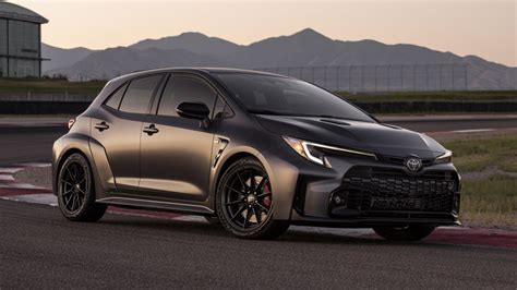 2023 Toyota GR Corolla First Drive Review: Impressively Balanced - CNET