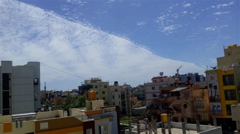 Clouds over KR puram today plotted in this unique fashion. : r/bangalore